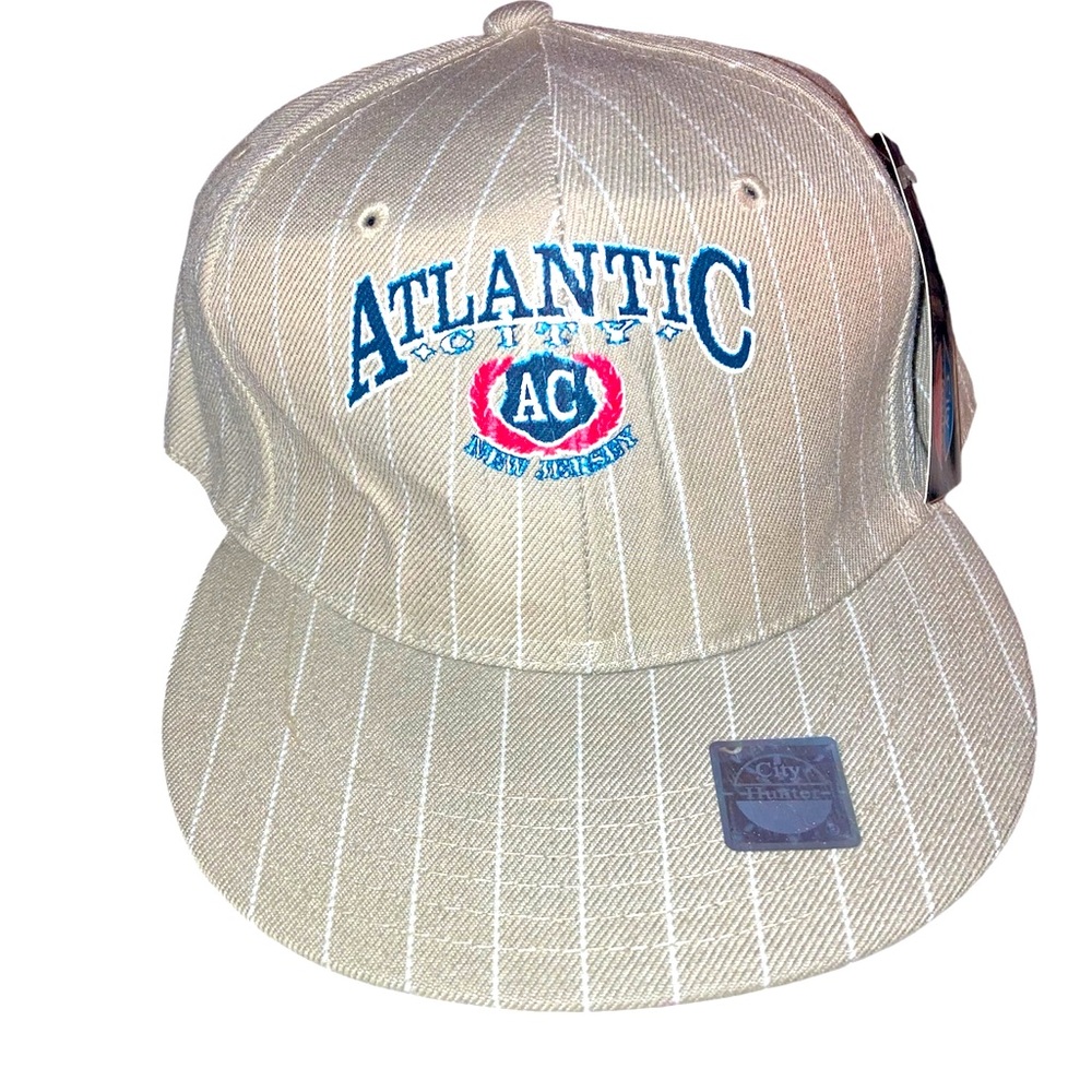 City Hunter pinstripe Atlantic City cap crème color size XL 7 3/4 NWT